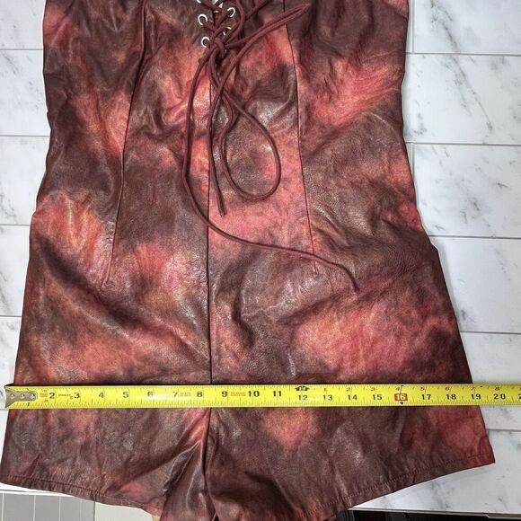 New Fashion Nova Womens Ready For Love Wash Faux Leather Romper Sz Large - Picture 10 of 14